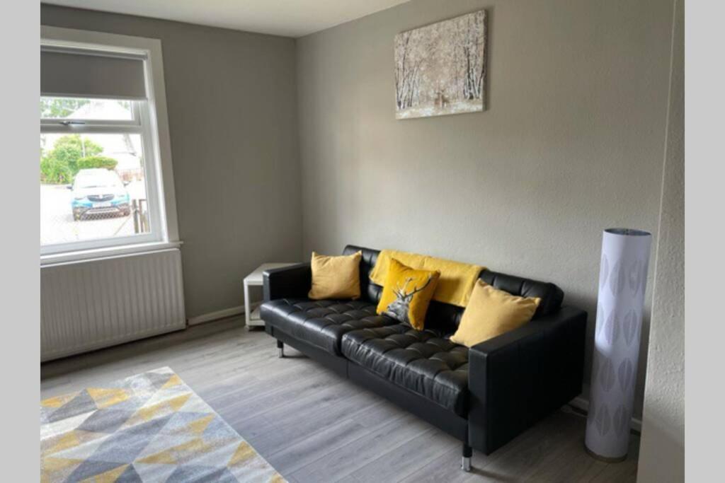 Beautiful Two Bedroom Flat By The Loch Balloch Eksteriør bilde
